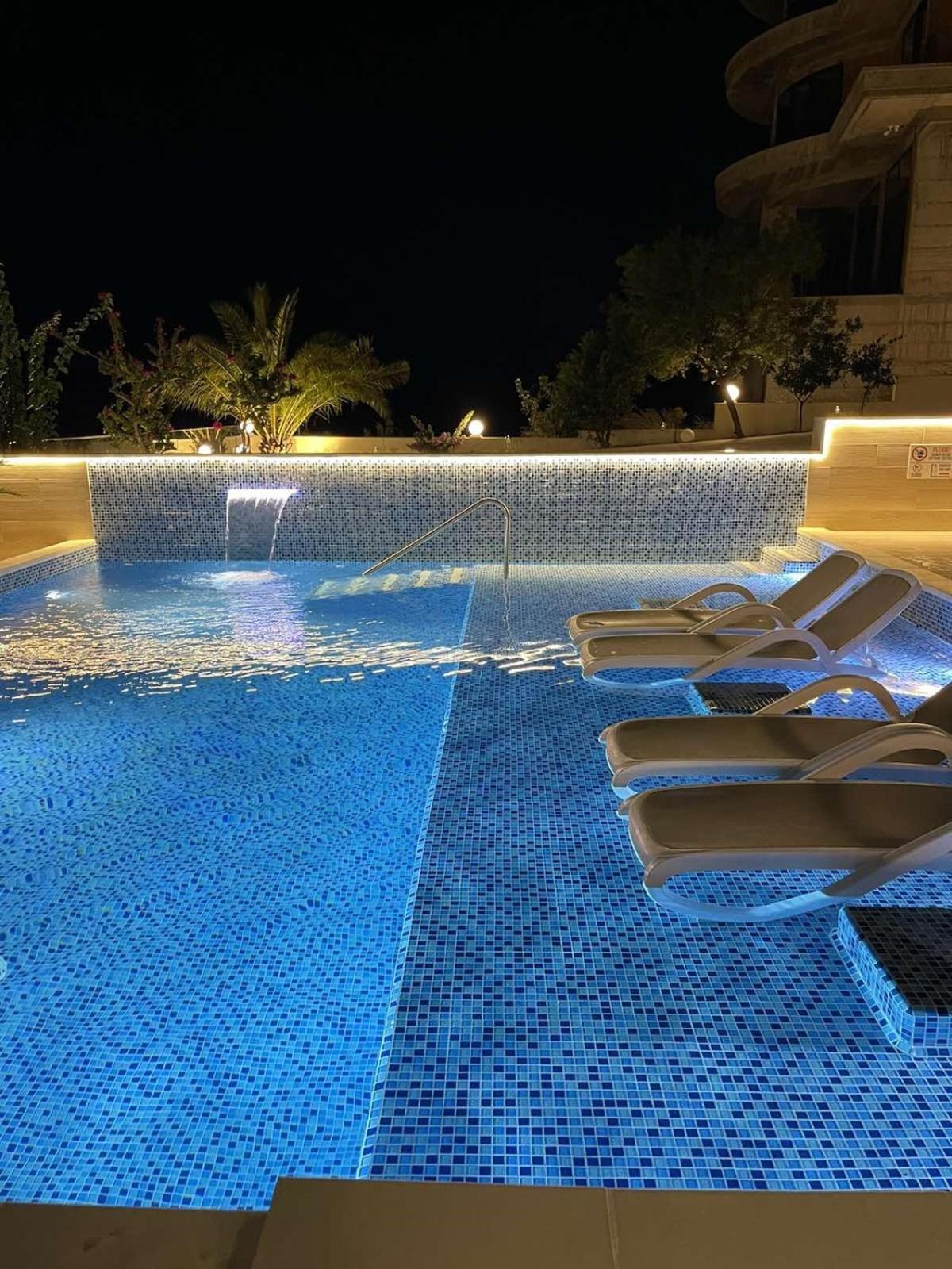 Apartments D'Hermes Улцинь Экстерьер фото
